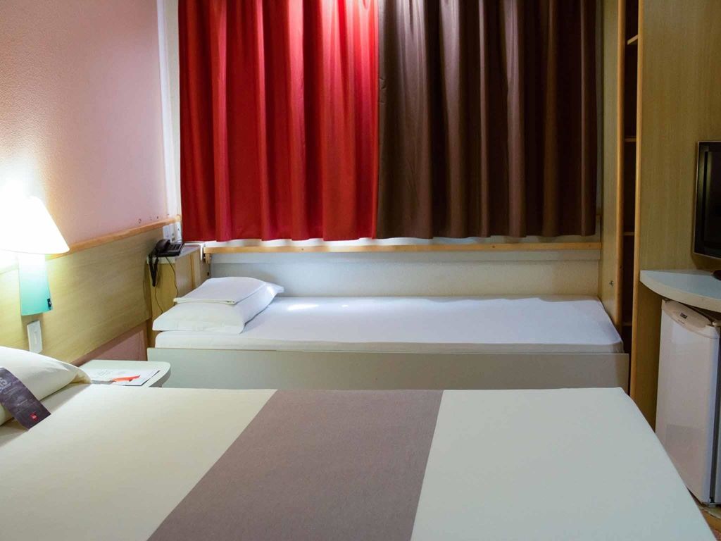 Ibis Navegantes Itajai Otel Oda fotoğraf